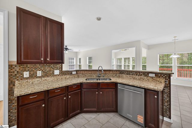 102 Blanding Lane, Greer, SC 29650