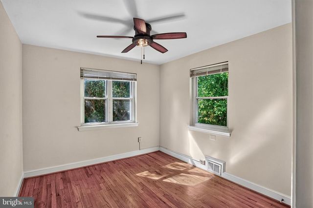 5915 RYLAND DR, Bethesda, MD 20817
