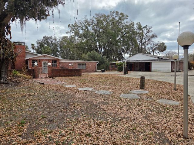 4911 W SAM ALLEN ROAD, Plant City, FL 33565