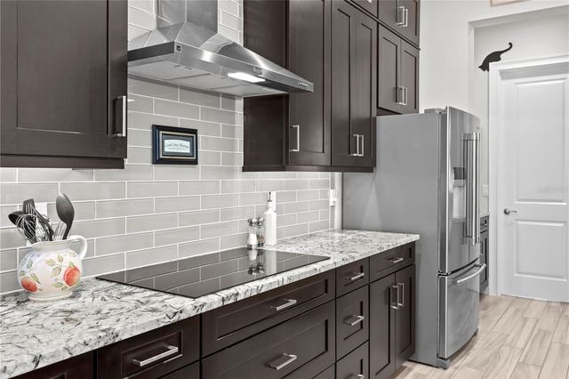 14712 FISHHAWK PRESERVE DRIVE, Lithia, FL 33547