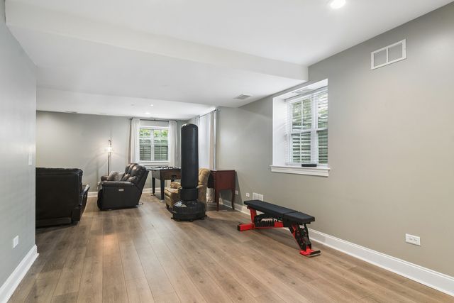 730 Highland Avenue, Barrington, IL 60010