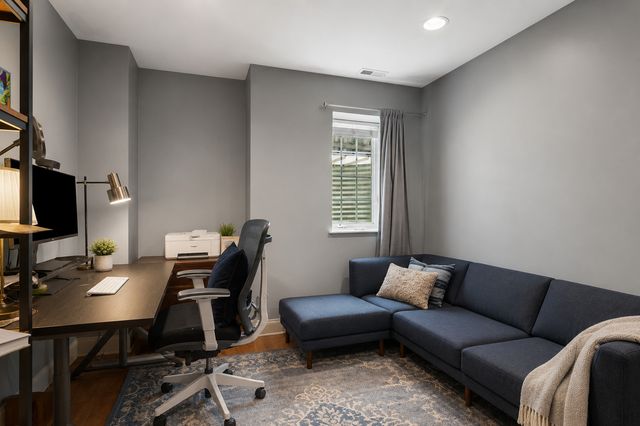 730 Highland Avenue, Barrington, IL 60010