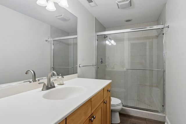 730 Highland Avenue, Barrington, IL 60010