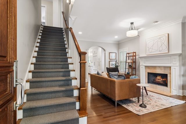 730 Highland Avenue, Barrington, IL 60010
