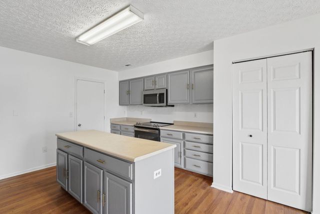 4149 Town Square Drive, Canal Winchester, OH 43110