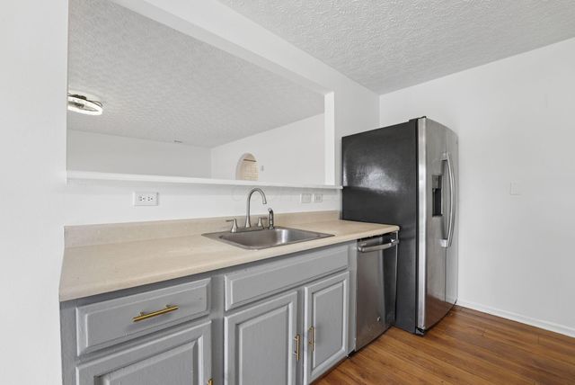 4149 Town Square Drive, Canal Winchester, OH 43110