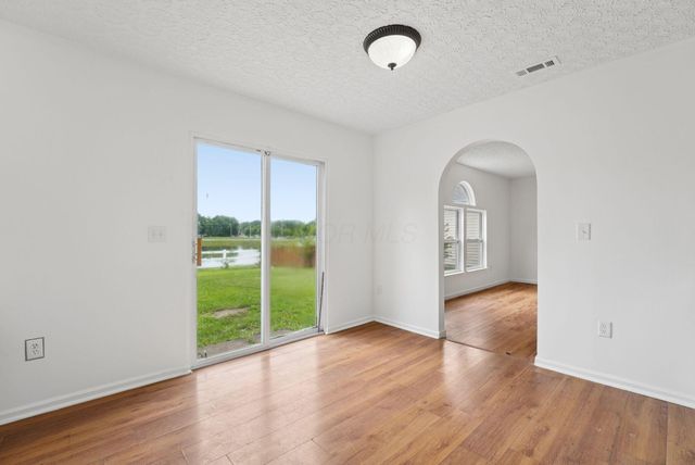 4149 Town Square Drive, Canal Winchester, OH 43110