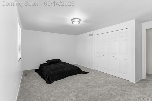 9338 E Lippincott Boulevard, Davison Township, MI 48423