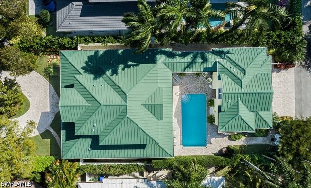 362 2nd AVE N, Naples, FL 34102