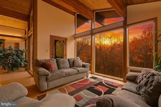 7170 BROOKS RD, Highland, MD 20777