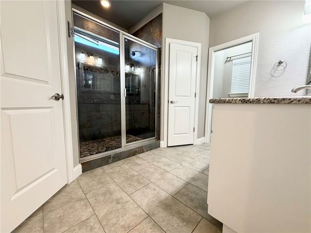 1309 W Gum Street, Rogers, AR 72758