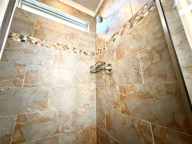 1309 W Gum Street, Rogers, AR 72758