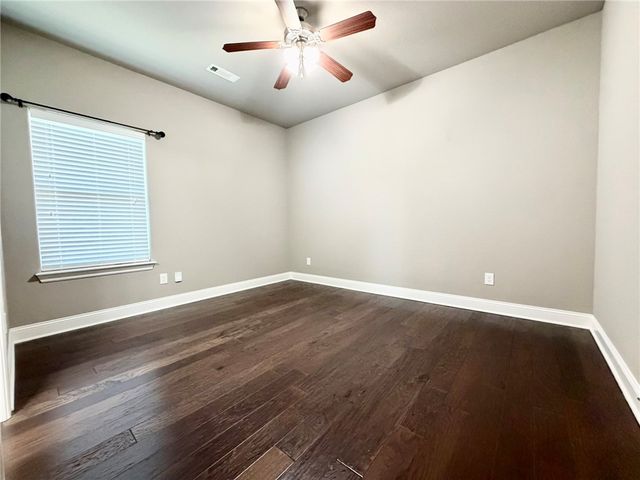 1309 W Gum Street, Rogers, AR 72758