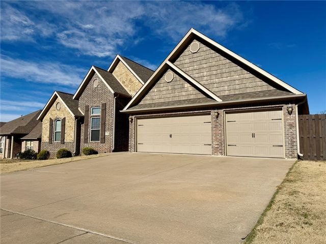 1309 W Gum Street, Rogers, AR 72758