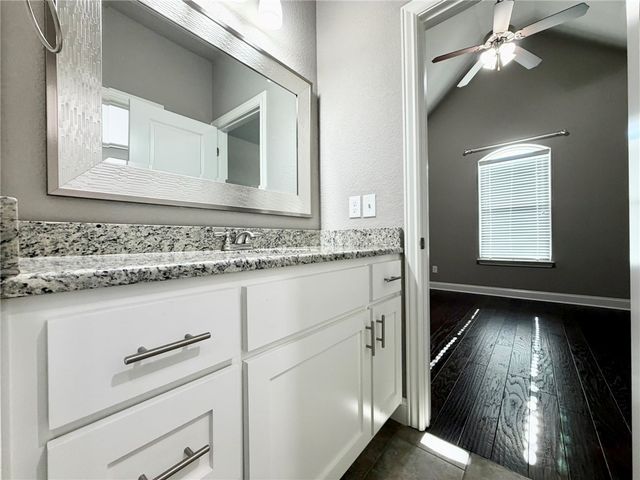 1309 W Gum Street, Rogers, AR 72758