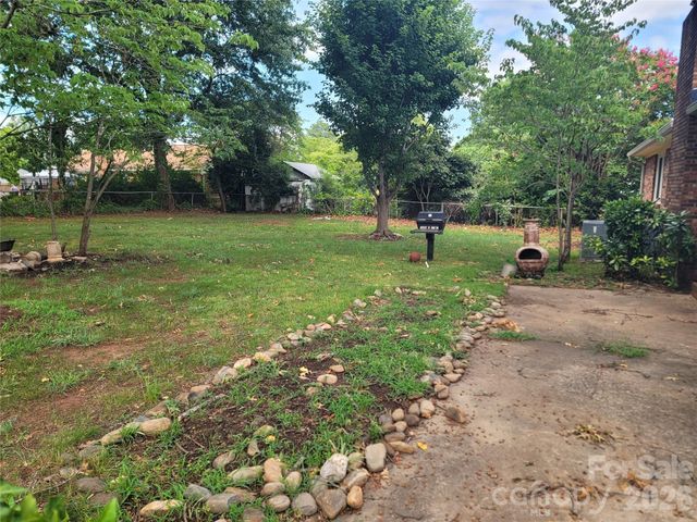 2318 Shaw Avenue, Gastonia, NC 28054