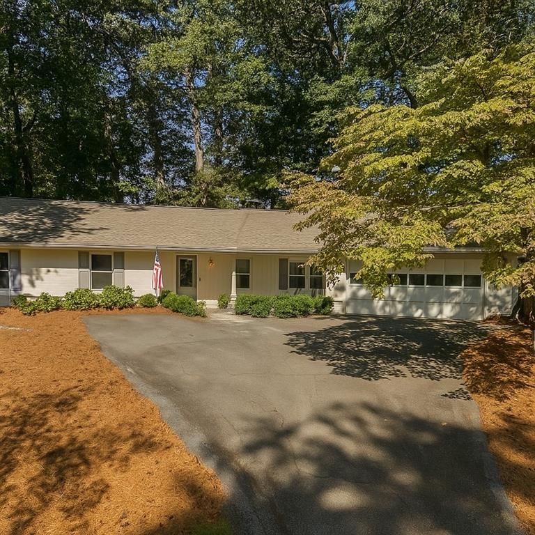 5231 Seaton Drive, Dunwoody, GA 30338
