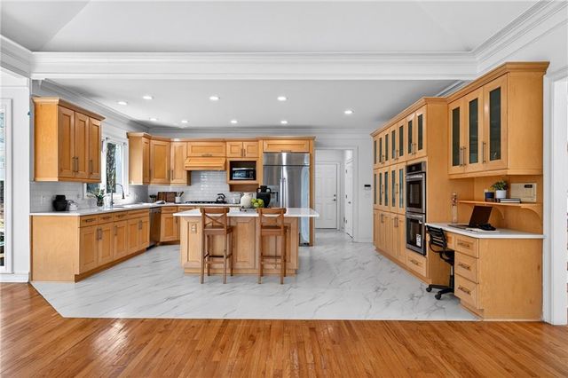 1090 Abingdon Lane, Alpharetta, GA 30022