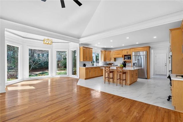 1090 Abingdon Lane, Alpharetta, GA 30022