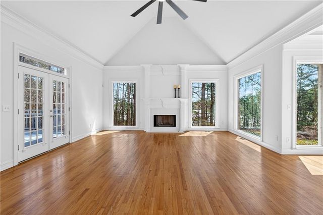 1090 Abingdon Lane, Alpharetta, GA 30022