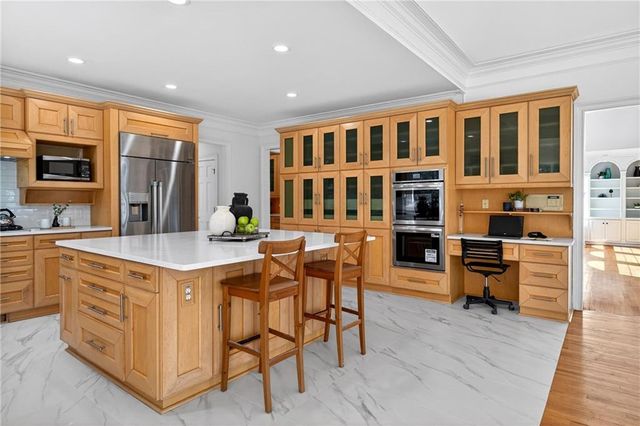 1090 Abingdon Lane, Alpharetta, GA 30022