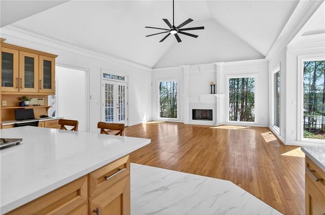 1090 Abingdon Lane, Alpharetta, GA 30022