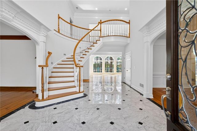 1090 Abingdon Lane, Alpharetta, GA 30022