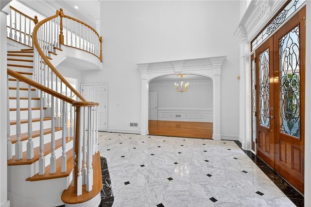 1090 Abingdon Lane, Alpharetta, GA 30022