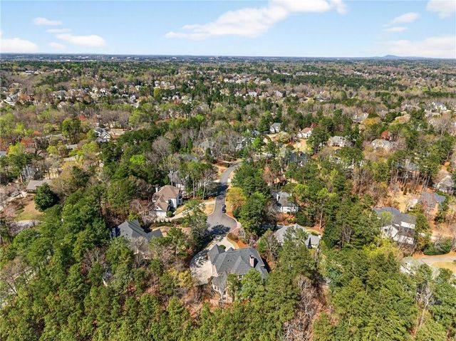 1090 Abingdon Lane, Alpharetta, GA 30022