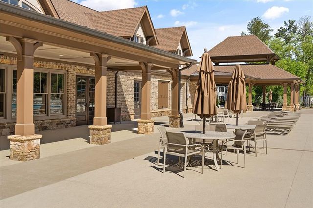 1090 Abingdon Lane, Alpharetta, GA 30022