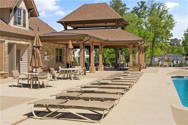 1090 Abingdon Lane, Alpharetta, GA 30022