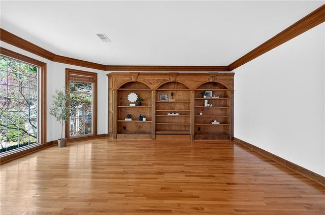 1090 Abingdon Lane, Alpharetta, GA 30022