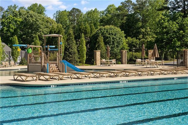 1090 Abingdon Lane, Alpharetta, GA 30022