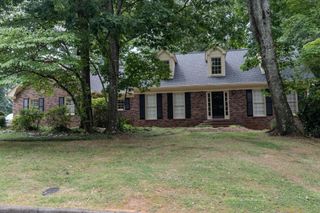 2858 Livsey Drive, Tucker, GA 30084