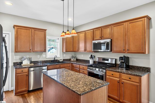 8 Marquette Road, Simpsonville, SC 29680