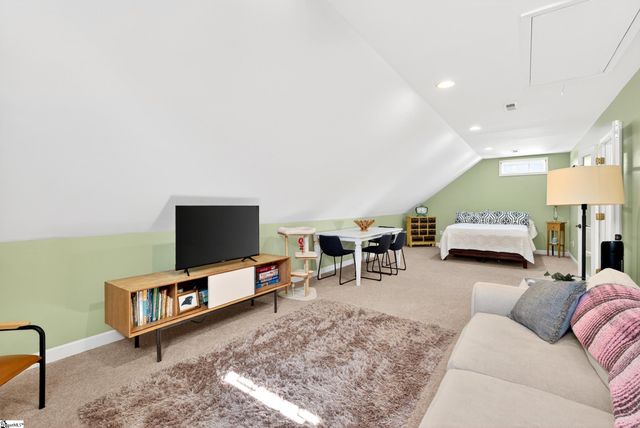 8 Marquette Road, Simpsonville, SC 29680