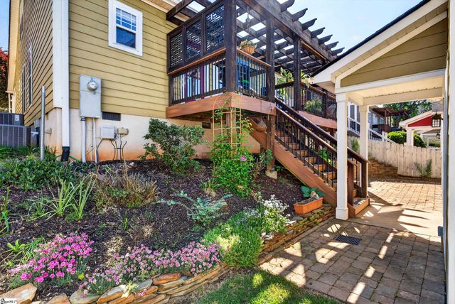 8 Marquette Road, Simpsonville, SC 29680