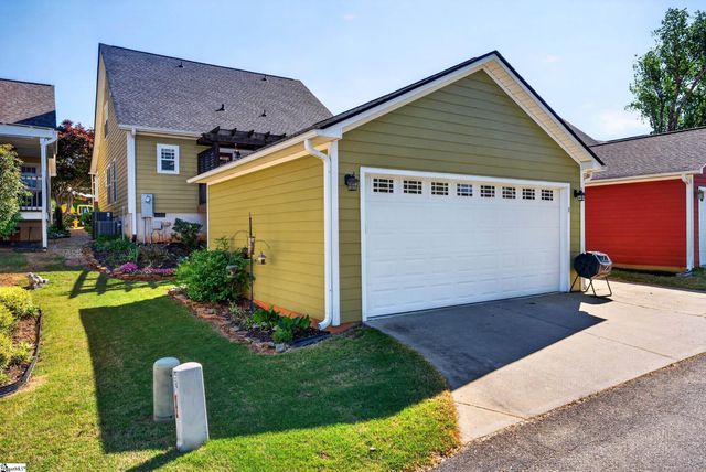 8 Marquette Road, Simpsonville, SC 29680