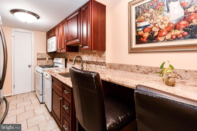 7425 CALDER DR, Capitol Heights, MD 20743