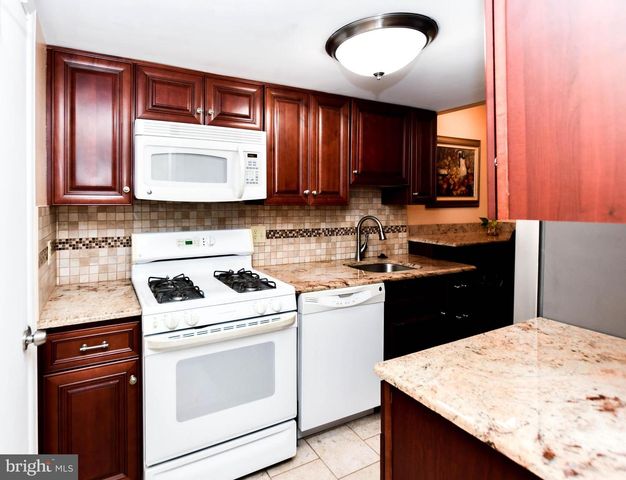 7425 CALDER DR, Capitol Heights, MD 20743