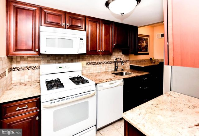 7425 CALDER DR, Capitol Heights, MD 20743