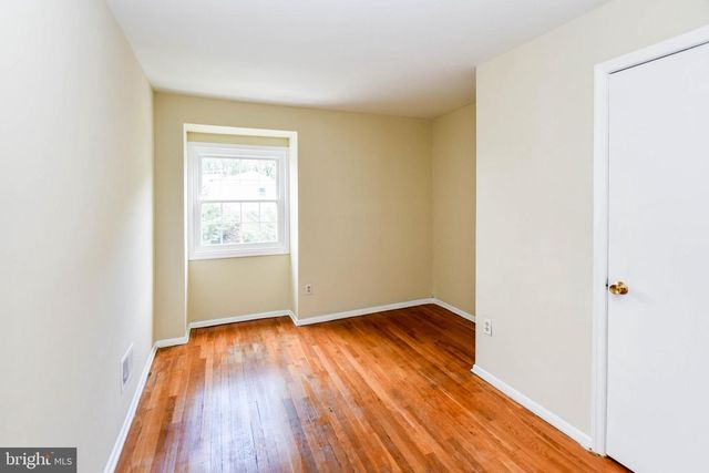 7425 CALDER DR, Capitol Heights, MD 20743