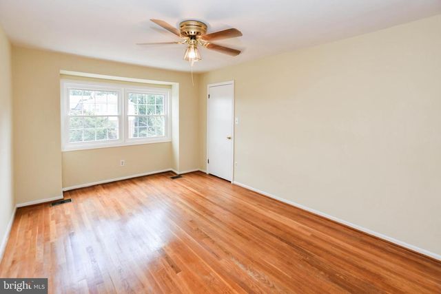 7425 CALDER DR, Capitol Heights, MD 20743