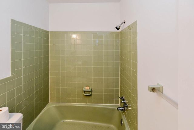 7425 CALDER DR, Capitol Heights, MD 20743