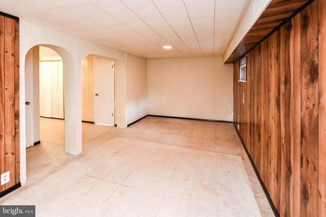7425 CALDER DR, Capitol Heights, MD 20743