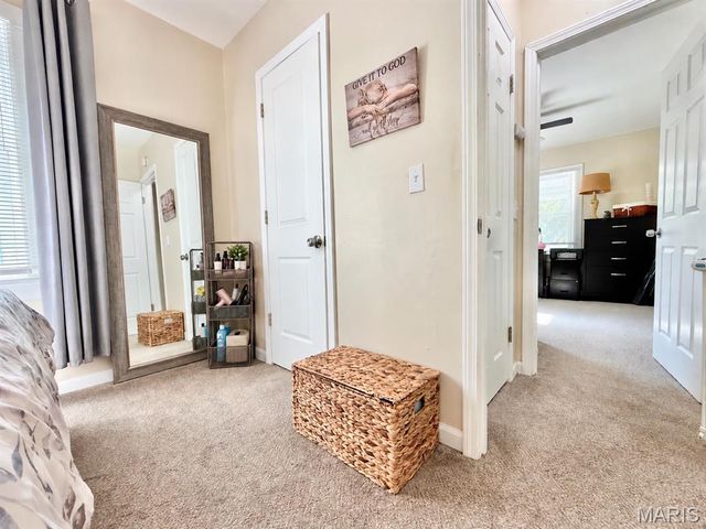 147 E Alton Avenue, East Alton, IL 62024