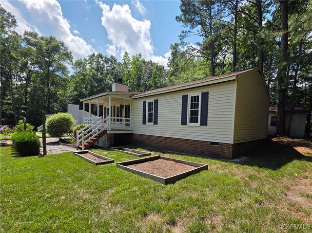11220 Sunfield Dr, Midlothian, VA 23112