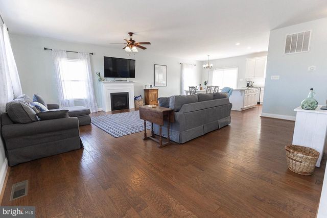 16386 BALL POINT RD, Piney Point, MD 20674