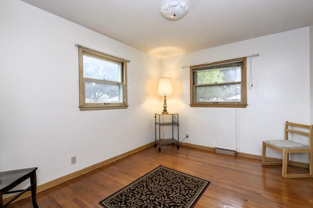 7429 W Ohio AVENUE, Milwaukee, WI 53219