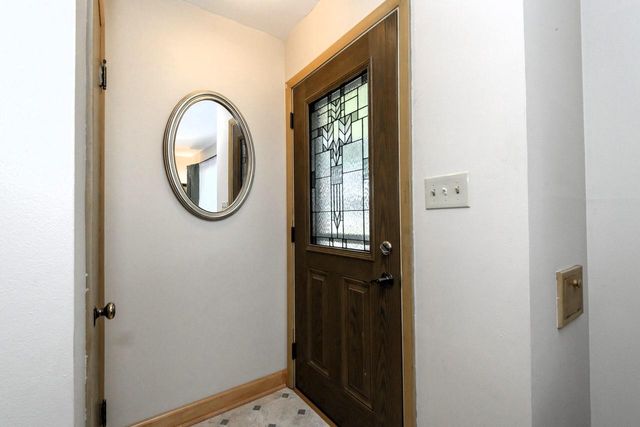 7429 W Ohio AVENUE, Milwaukee, WI 53219